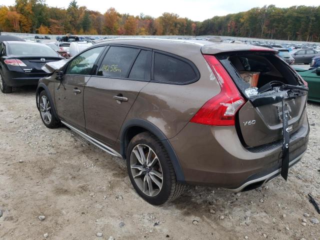Photo 3 from auction – 2015 VOLVO V60 CROSS with VIN YV4612HM7F1000037