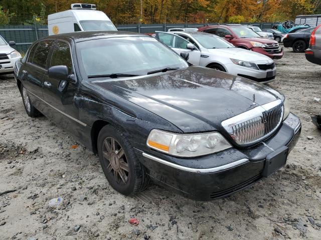 LINCOLN TOWN CAR E 2011 with VIN 2LNBL8EV3BX755310 - Photo from auction
