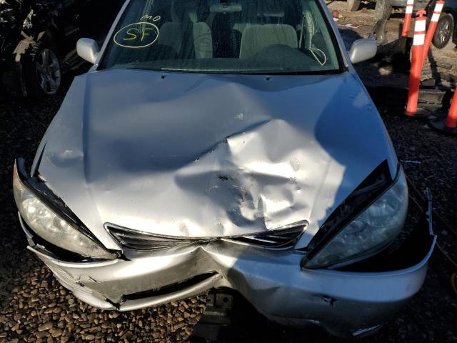 Photo 7 from auction – 2005 TOYOTA CAMRY LE with VIN 4T1BE32K95U425805