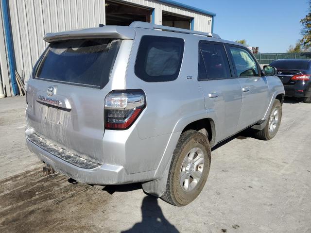 Photo 4 from auction – 2016 TOYOTA 4RUNNER SR with VIN JTEBU5JR9G5278699