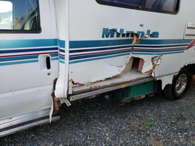 Photo 9 from auction – 2000 WINNEBAGO MINNIE M24 with VIN 1FDWE30S2XHB66753