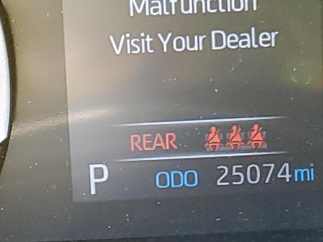 Photo 8 from auction – 2019 TOYOTA RAV4 LE with VIN JTMF1RFV0KD042212