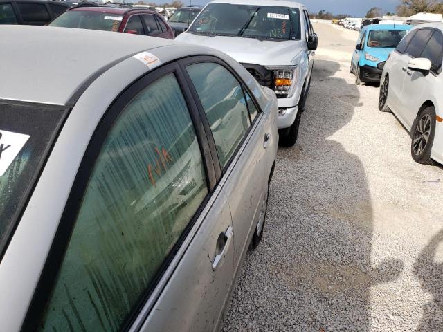 Photo 9 from auction – 2004 TOYOTA CAMRY LE with VIN 4T1BE30K54U345337