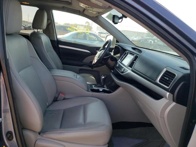 Photo 5 from auction – 2015 TOYOTA HIGHLANDER with VIN 5TDJKRFH5FS096987
