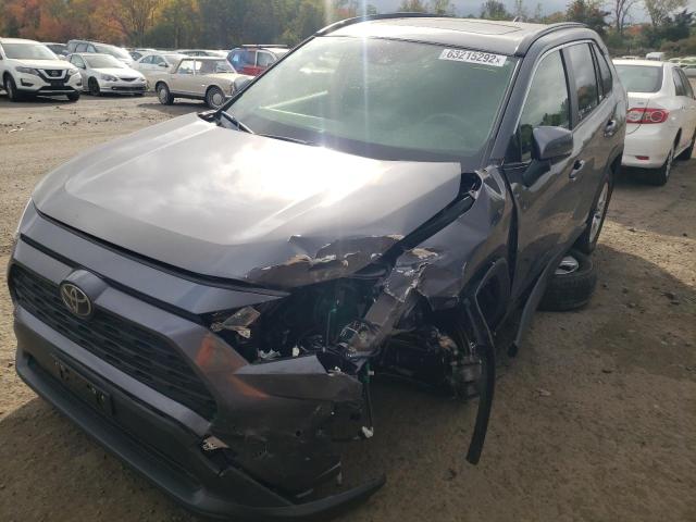 Photo 2 from auction – 2020 TOYOTA RAV4 XLE with VIN JTMP1RFV1LJ025717