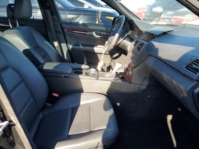 Photo 5 from auction – 2011 MERCEDES-BENZ C 300 with VIN WDDGF5EB1BF635609