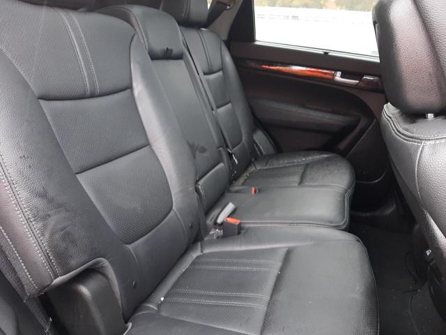Photo 6 from auction – 2014 KIA SORENTO EX with VIN 5XYKUDA77EG453971