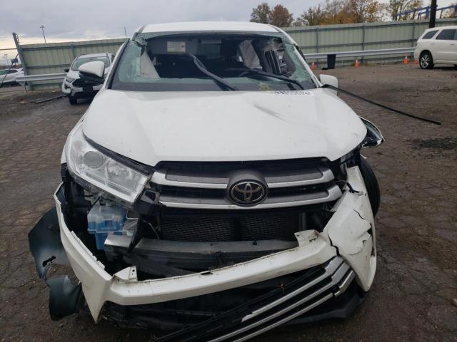 Photo 5 from auction – 2019 TOYOTA HIGHLANDER with VIN 5TDZARFH6KS044977