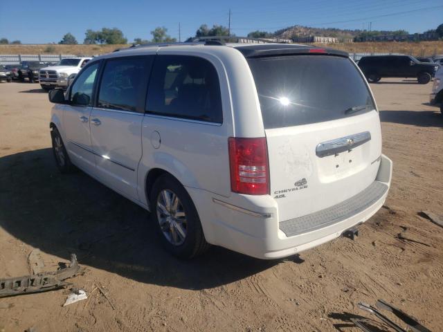 Photo 3 from auction – 2010 CHRYSLER TOWN & COU with VIN 2A4RR6DX9AR151380