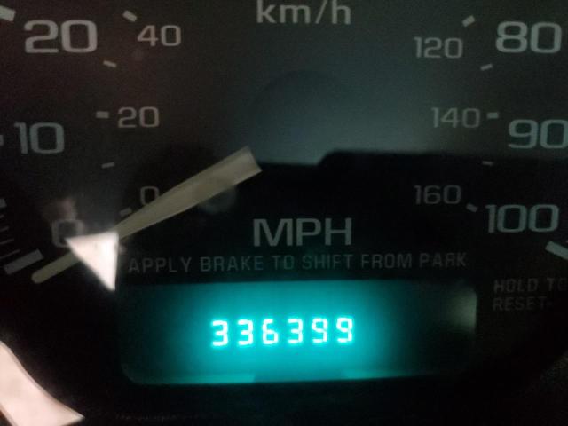 Photo 8 from auction – 2002 CHEVROLET SILVERADO with VIN 1GCEC19V82Z130222