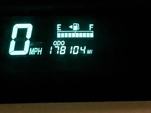 Photo 8 from auction – 2006 TOYOTA PRIUS with VIN JTDKB20U867064935