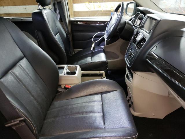 Photo 5 from auction – 2016 CHRYSLER TOWN & COU with VIN 2C4RC1CG6GR284683