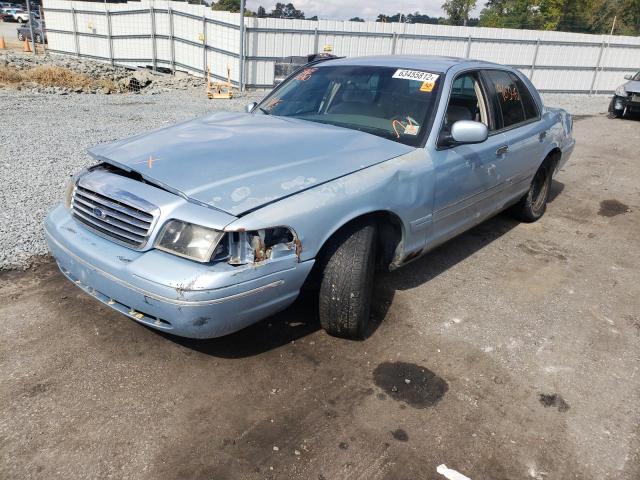 Photo 2 from auction – 1999 FORD CROWN VICT with VIN 2FAFP73W3XX100173