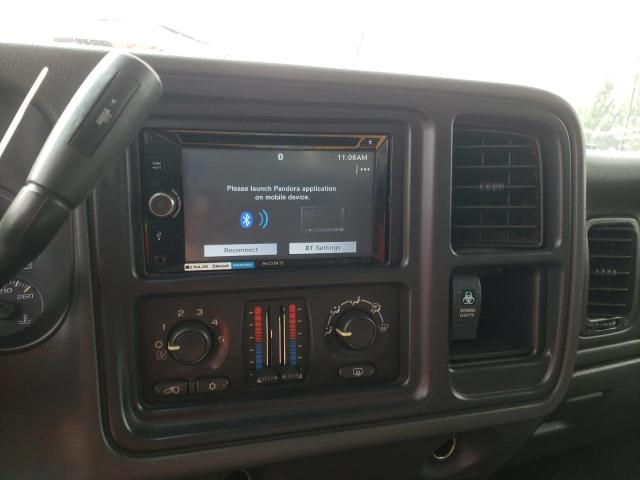 Photo 9 from auction – 2005 GMC NEW SIERRA with VIN 2GTEC13T451110120