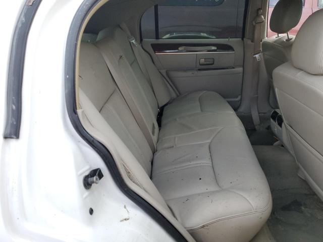 Photo 6 from auction – 2008 LINCOLN TOWN CAR S with VIN 2LNHM82VX8X658447