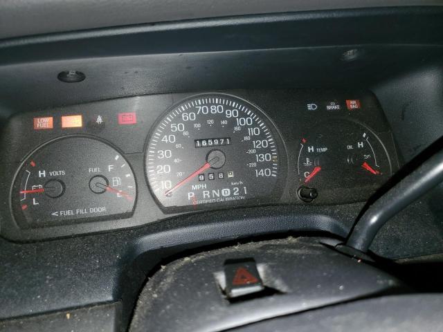 Photo 8 from auction – 2004 FORD CROWN VICT with VIN 2FAFP71W94X140224