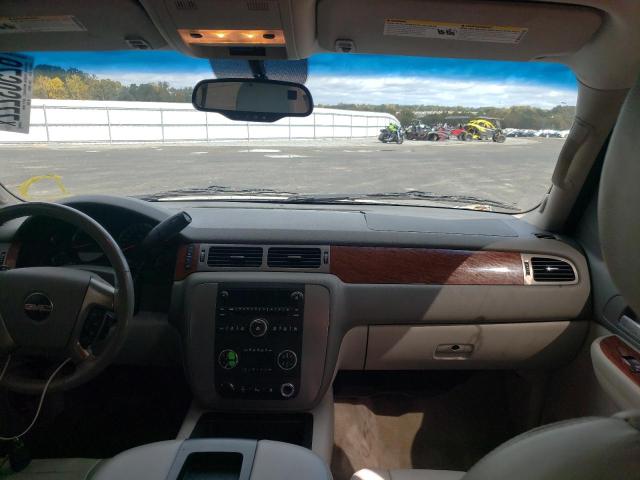 Photo 9 from auction – 2008 GMC YUKON with VIN 1GKFC13038R260388