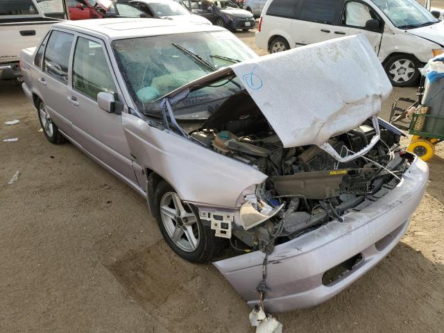 VOLVO S70 GLT 1998 with VIN YV1LS5679W2551009 - Photo from auction