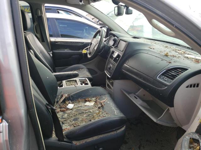 Photo 5 from auction – 2014 CHRYSLER TOWN & COU with VIN 2C4RC1CG8ER407848