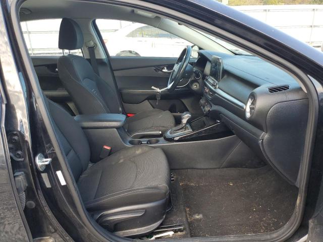 Photo 5 from auction – 2019 KIA FORTE GT L with VIN 3KPF34AD5KE015503