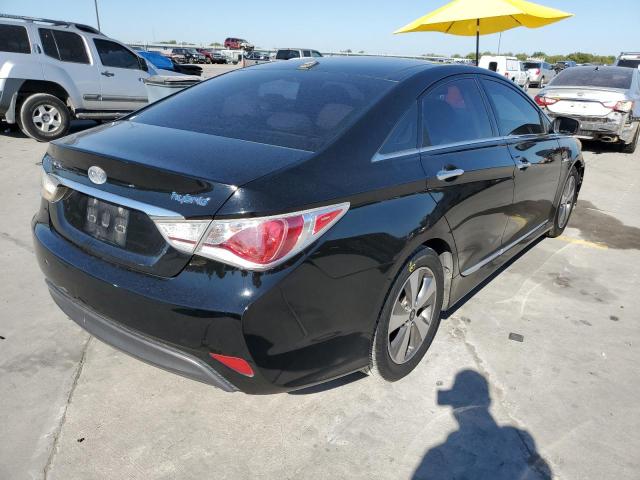 Photo 4 from auction – 2012 HYUNDAI SONATA HYB with VIN KMHEC4A42CA060023