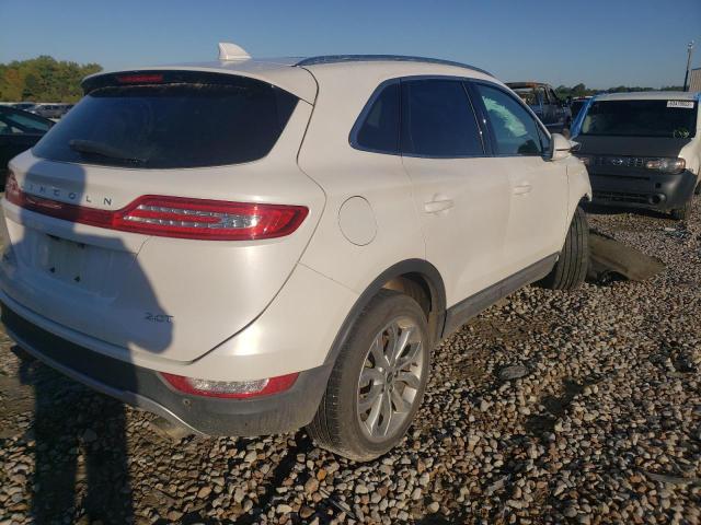Photo 4 from auction – 2017 LINCOLN MKC SELECT with VIN 5LMCJ2C94HUL56173