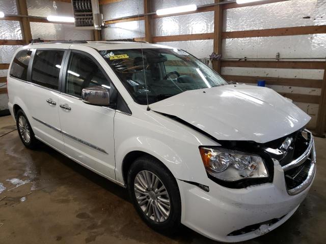 CHRYSLER TOWN & COU 2016 with VIN 2C4RC1CG6GR284683 - Photo from auction