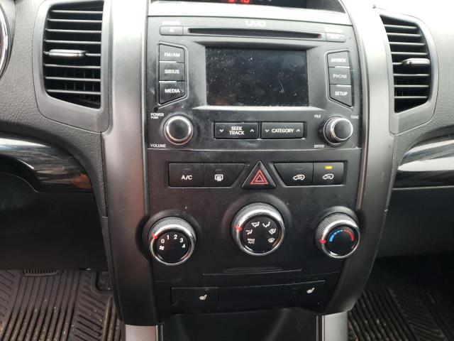 Photo 9 from auction – 2013 KIA SORENTO LX with VIN 5XYKTDA60DG391614