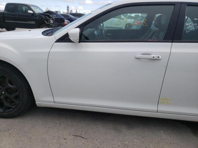 Photo 9 from auction – 2020 CHRYSLER 300 S with VIN 2C3CCAGG1LH151043