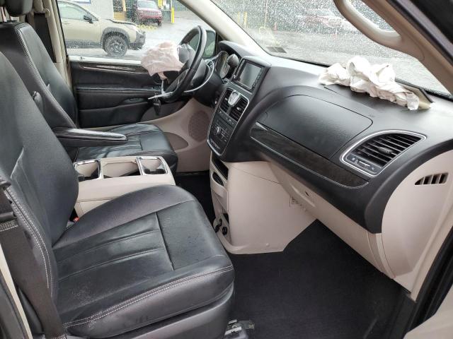 Photo 5 from auction – 2013 CHRYSLER TOWN & COU with VIN 2C4RC1BGXDR744747