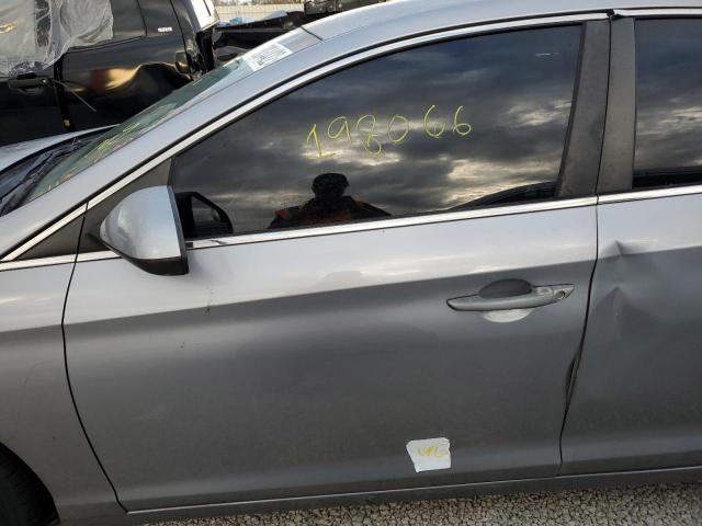 Photo 9 from auction – 2015 HYUNDAI SONATA SE with VIN 5NPE24AF7FH133246