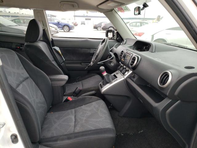 Photo 5 from auction – 2012 TOYOTA SCION XB with VIN JTLZE4FE2CJ026895