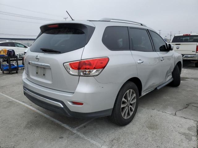 Photo 4 from auction – 2015 NISSAN PATHFINDER with VIN 5N1AR2MN3FC695380