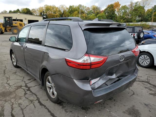 Photo 3 from auction – 2018 TOYOTA SIENNA LE with VIN 5TDKZ3DC0JS934081