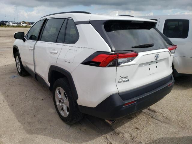Photo 3 from auction – 2021 TOYOTA RAV4 XLE with VIN 2T3W1RFV0MC093524