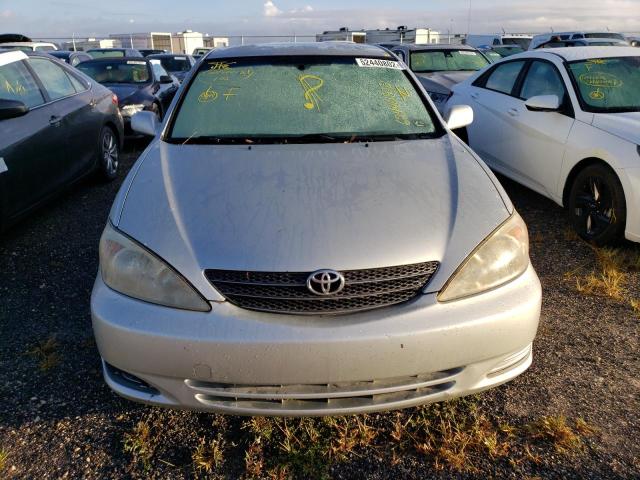 Photo 9 from auction – 2003 TOYOTA CAMRY LE with VIN JTDBE32K130143523