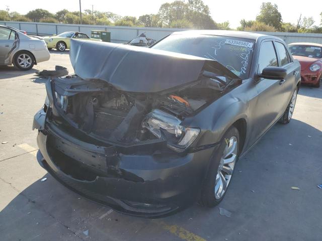 Photo 2 from auction – 2017 CHRYSLER 300 LIMITE with VIN 2C3CCAAG9HH580169