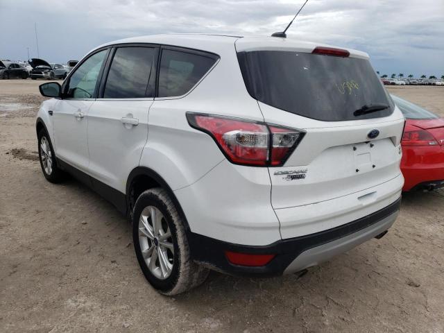 Photo 3 from auction – 2017 FORD ESCAPE SE with VIN 1FMCU0GD5HUA87968