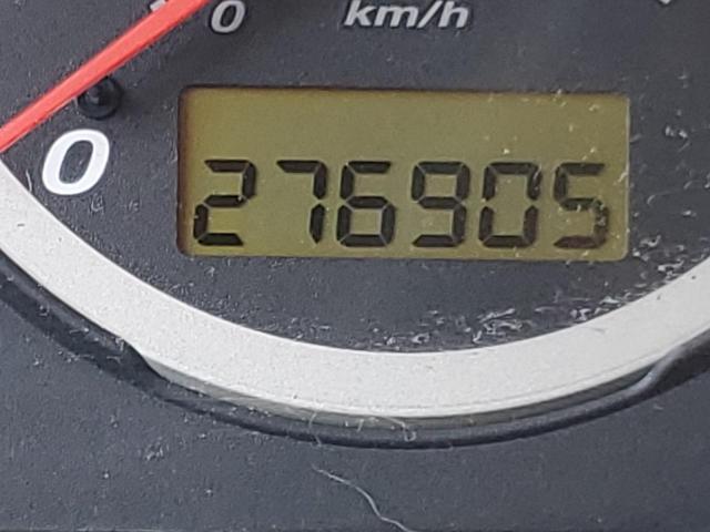 Photo 8 from auction – 2002 HONDA CR-V LX with VIN JHLRD68442C007088