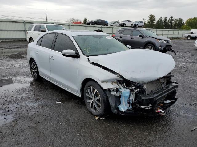 VOLKSWAGEN JETTA SE 2017 with VIN 3VWDB7AJXHM346834 - Photo from auction