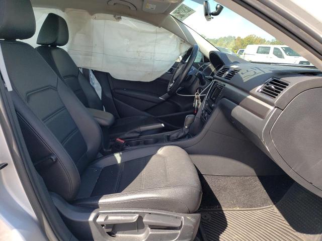 Photo 5 from auction – 2016 VOLKSWAGEN PASSAT S with VIN 1VWAS7A34GC062877