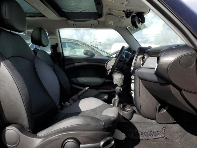 Photo 5 from auction – 2009 MINI COOPER CLU with VIN WMWML33579TX35343