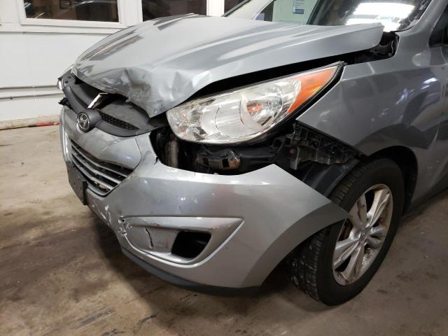Photo 9 from auction – 2011 HYUNDAI TUCSON GLS with VIN KM8JUCAC0BU227831