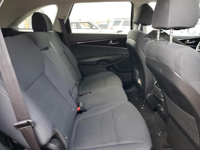 Photo 6 from auction – 2018 KIA SORENTO LX with VIN 5XYPGDA37JG340123