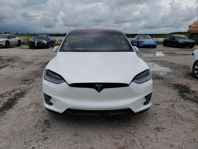Photo 9 from auction – 2020 TESLA MODEL X with VIN 5YJXCDE22LF249770