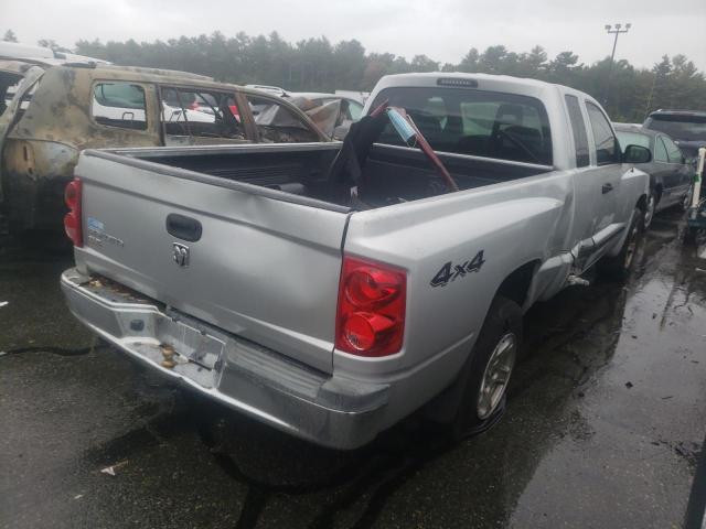 Photo 4 from auction – 2005 DODGE DAKOTA SLT with VIN 1D7HW42K75S128096