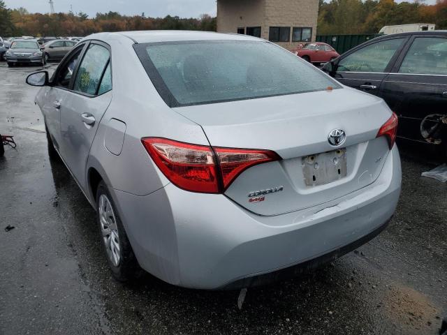 Zdjęcie 3 z aukcji – 2018 TOYOTA COROLLA L z VIN 5YFBURHEXJP799827