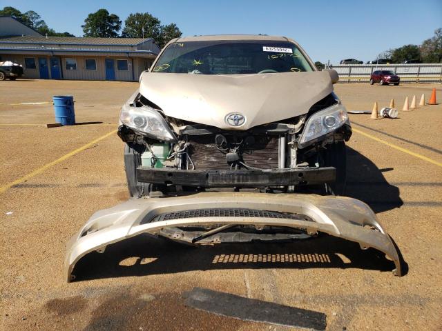 Photo 9 from auction – 2011 TOYOTA SIENNA XLE with VIN 5TDYK3DC4BS167173