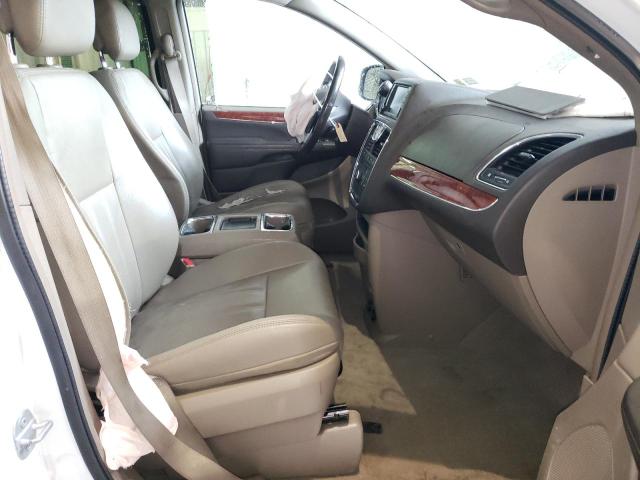 Photo 5 from auction – 2013 CHRYSLER TOWN & COU with VIN 2C4RC1BG8DR815895