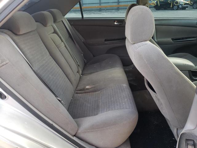 Photo 6 from auction – 2005 TOYOTA CAMRY LE with VIN 4T1BE32K65U947811